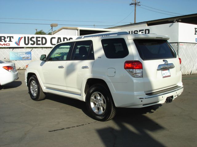 2010 Toyota 4Runner SLE 8ft Bed