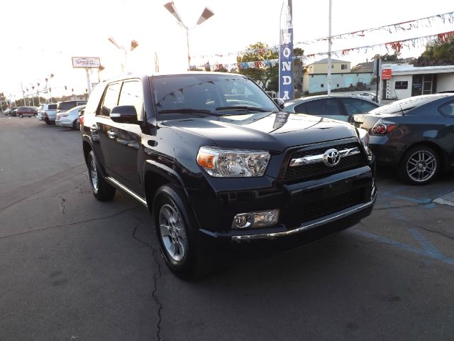 2011 Toyota 4Runner 3500 SLT Quad Cab DRW 4 X