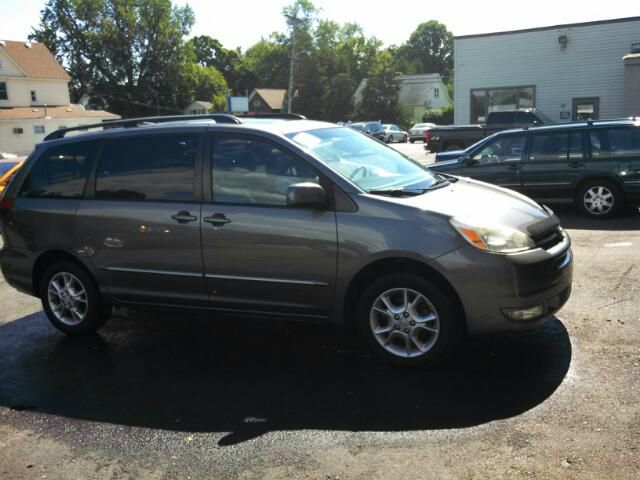 2014 Toyota 4Runner SLT 25