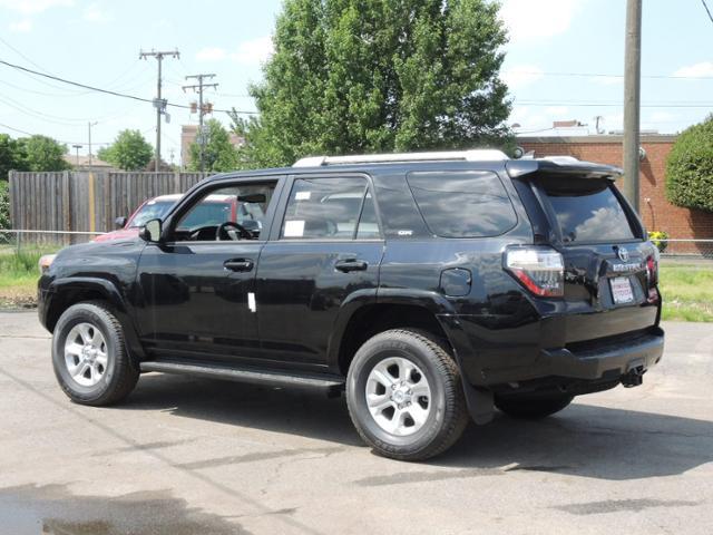 2014 Toyota 4Runner R350 4matic MINT Conditionthird Rowmust SEE