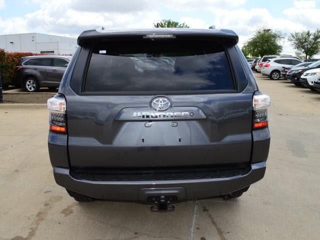 2014 Toyota 4Runner R350 4matic MINT Conditionthird Rowmust SEE