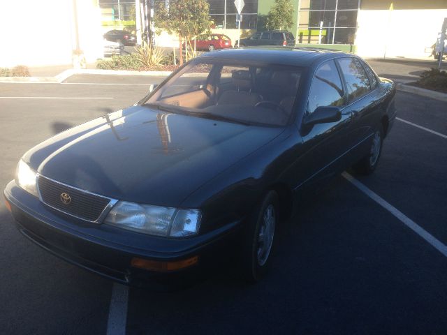 1995 Toyota Avalon XLS