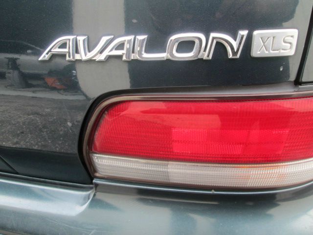 1995 Toyota Avalon XLS