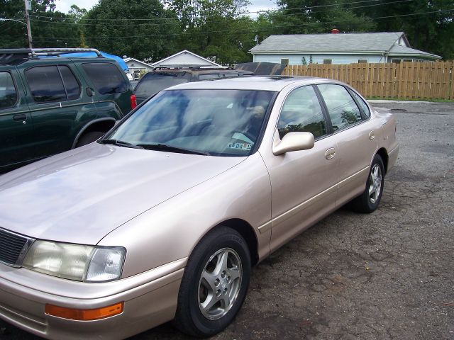 1997 Toyota Avalon XLS