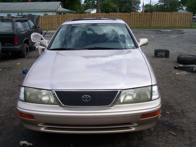 1997 Toyota Avalon XLS