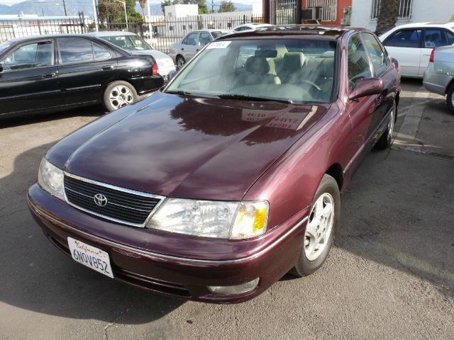 1999 Toyota Avalon XLS