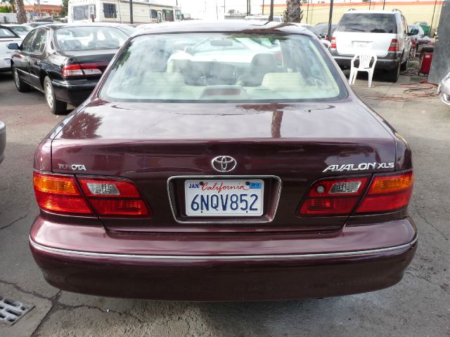 1999 Toyota Avalon XLS