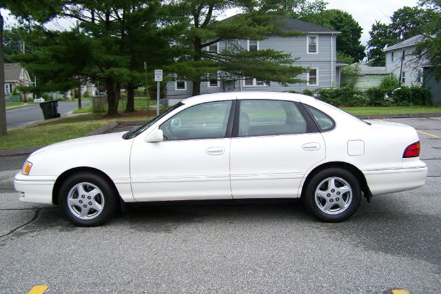 1999 Toyota Avalon Sport 4WD