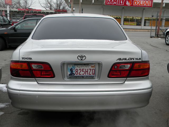 1999 Toyota Avalon LS Flex Fuel 4x4 This Is One Of Our Best Bargains
