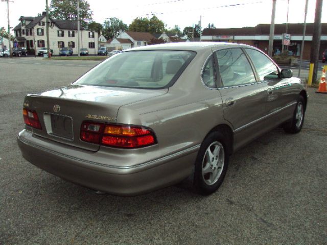 1999 Toyota Avalon XLS