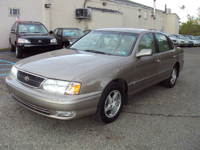 1999 Toyota Avalon XLS