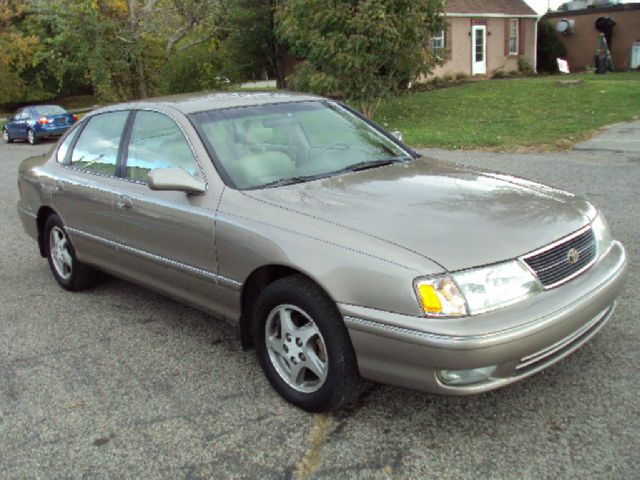 1999 Toyota Avalon XLS