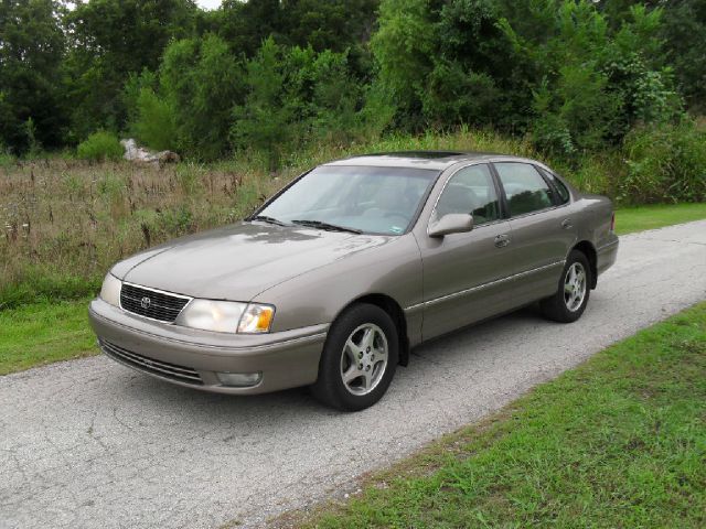 1999 Toyota Avalon XLS