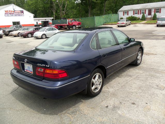 1999 Toyota Avalon Sport 4WD
