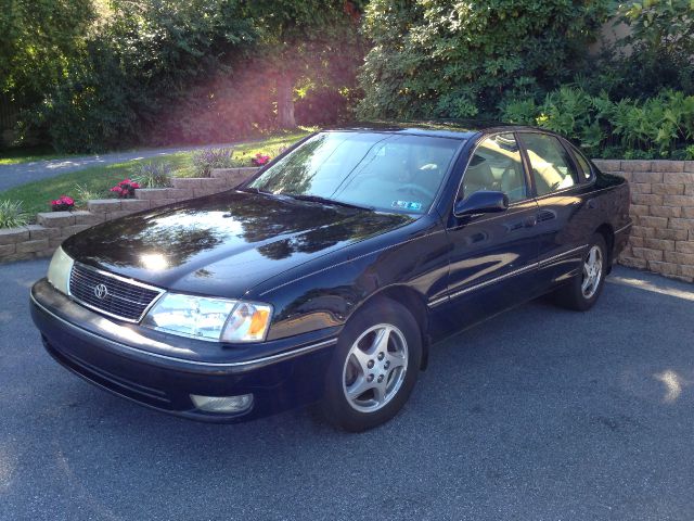 1999 Toyota Avalon XLS