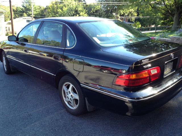 1999 Toyota Avalon XLS