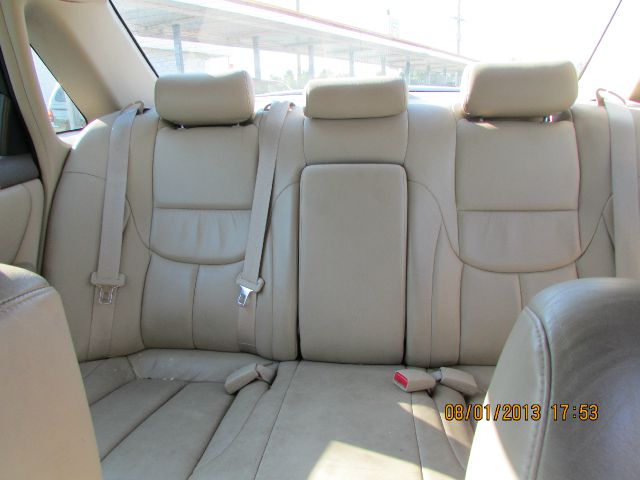 2000 Toyota Avalon XLS