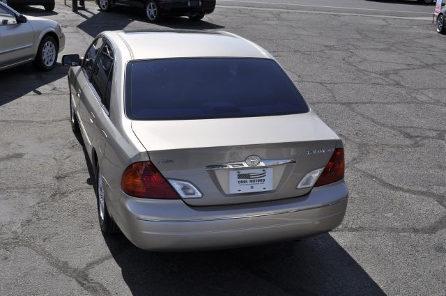 2000 Toyota Avalon XLS