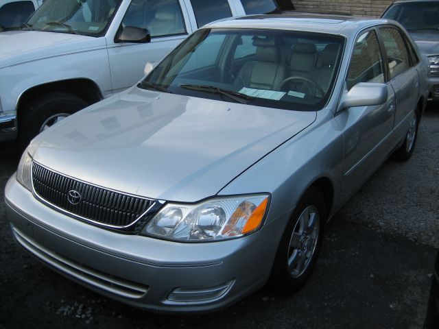 2000 Toyota Avalon XLS