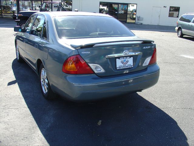 2000 Toyota Avalon XLS