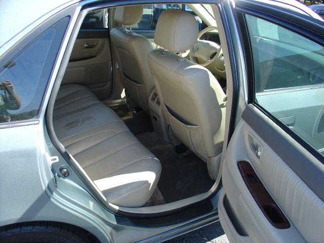 2000 Toyota Avalon XLS