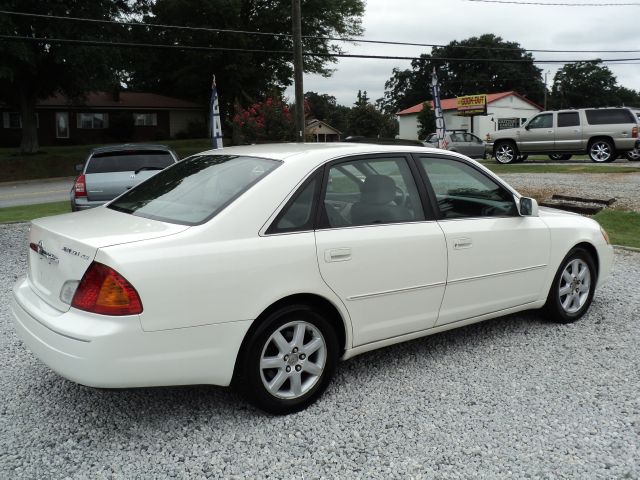 2000 Toyota Avalon XLS