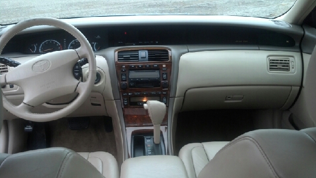 2000 Toyota Avalon XLS