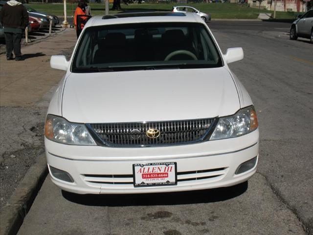 2000 Toyota Avalon Crew Cab 126.0 WB 4WD LT w/1L