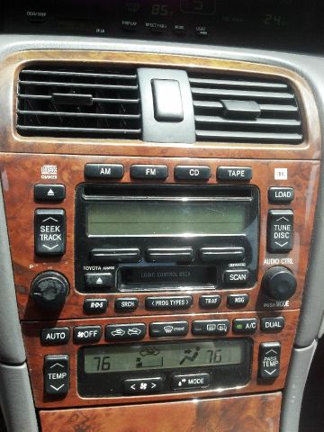 2000 Toyota Avalon XLS