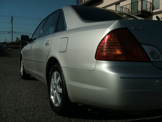 2001 Toyota Avalon XLS