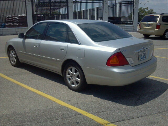 2001 Toyota Avalon XLS