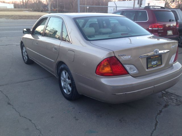 2001 Toyota Avalon XLS