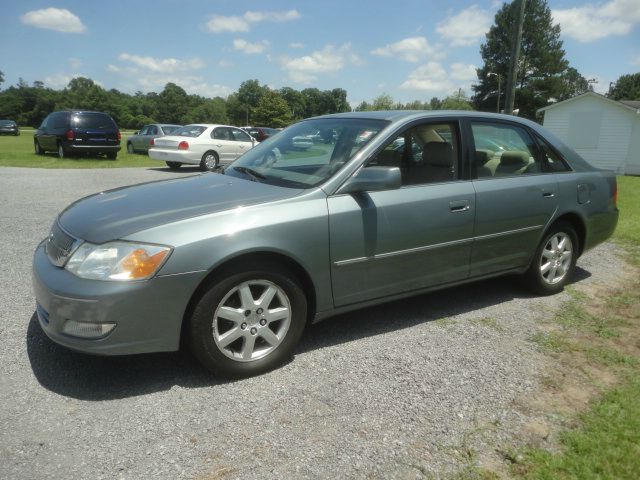 2001 Toyota Avalon XLS