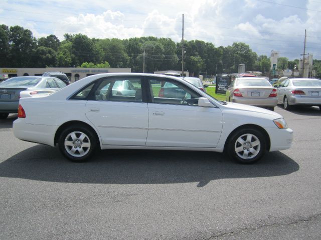 2001 Toyota Avalon XLS