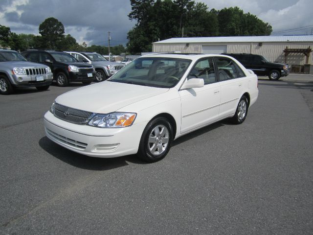 2001 Toyota Avalon XLS