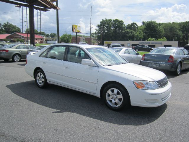 2001 Toyota Avalon XLS