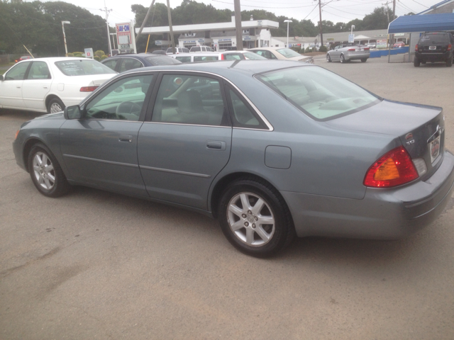 2001 Toyota Avalon XLS