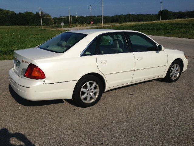 2001 Toyota Avalon Sport 4WD