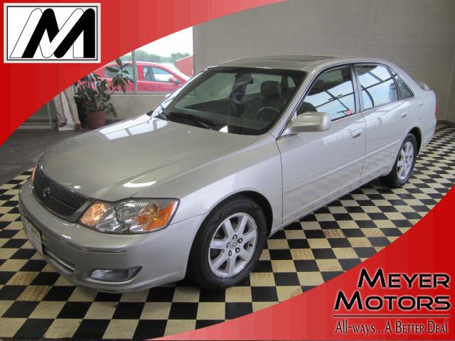 2001 Toyota Avalon XLS