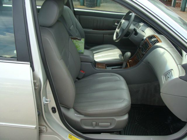 2001 Toyota Avalon XLS