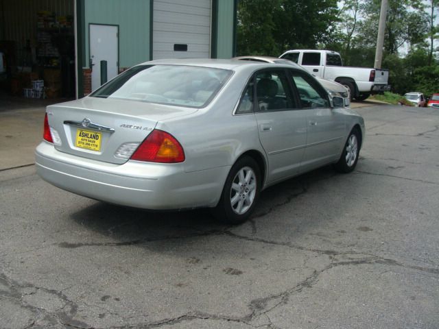 2001 Toyota Avalon XLS