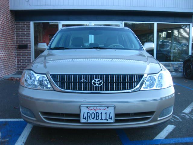 2001 Toyota Avalon XLS