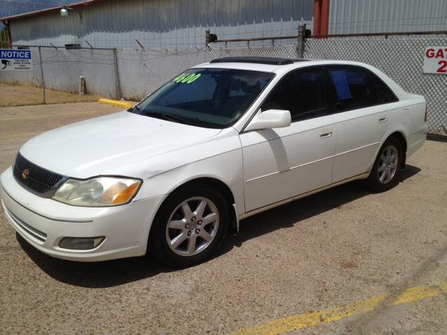 2001 Toyota Avalon XLS