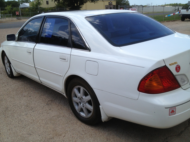 2001 Toyota Avalon XLS