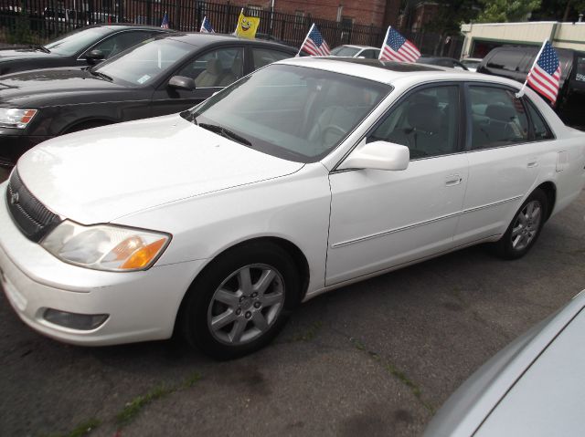2001 Toyota Avalon XLS