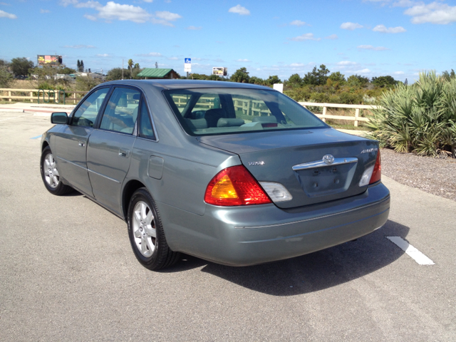 2001 Toyota Avalon XLS
