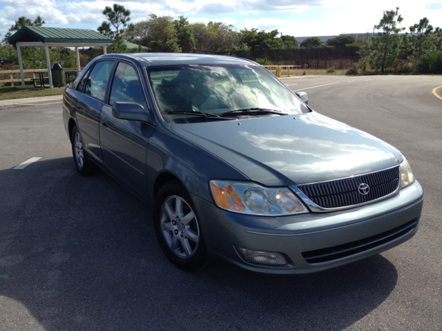 2001 Toyota Avalon XLS