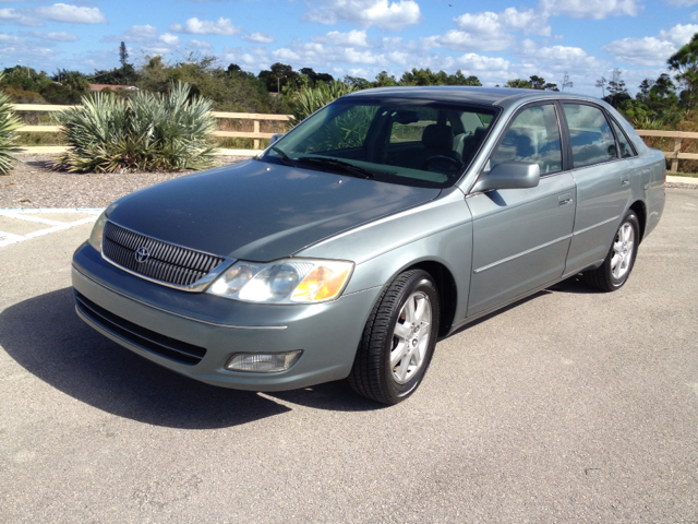 2001 Toyota Avalon XLS