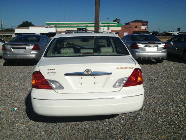 2001 Toyota Avalon XLS