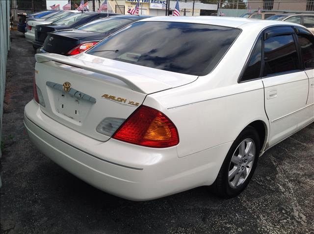 2002 Toyota Avalon Sport 4WD